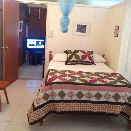 Rainbow Beach Apartments & Rooms Calibishie Εξωτερικό φωτογραφία