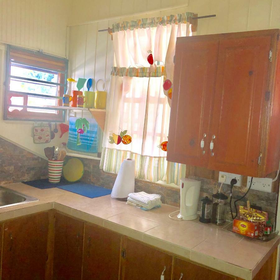 Rainbow Beach Apartments & Rooms Calibishie Εξωτερικό φωτογραφία